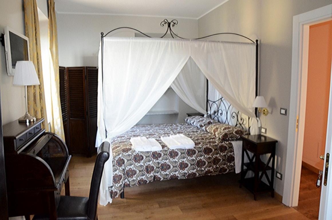 Relais Ristorante Sanfront Hotel Ponzone Ngoại thất bức ảnh
